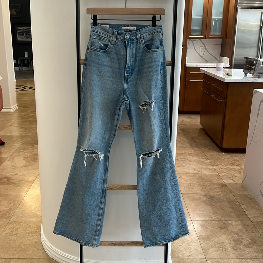 Levi’s 70’s High Flare Jeans - WORN ONCE